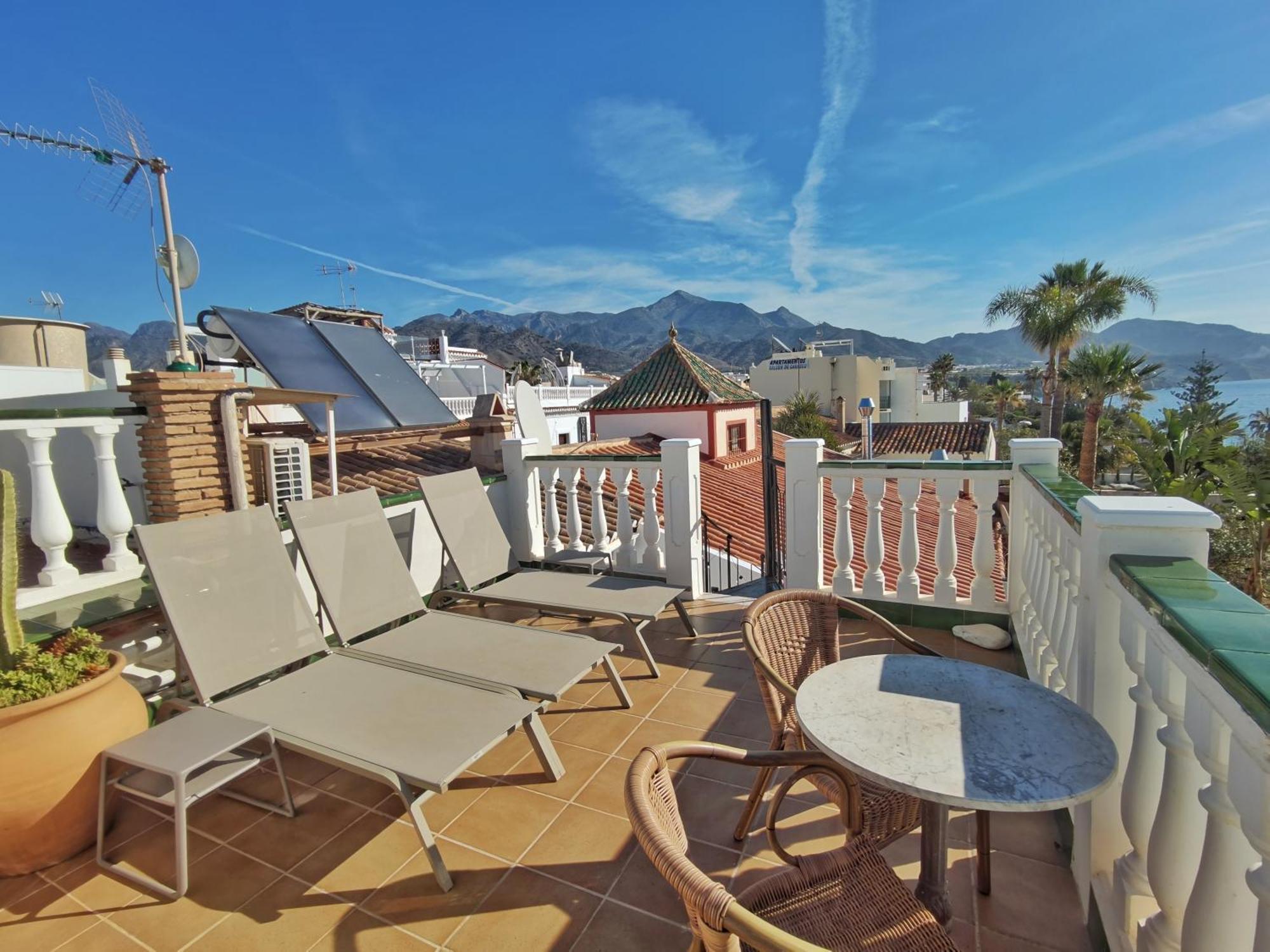 Villa Carabeo Nerja Exterior photo